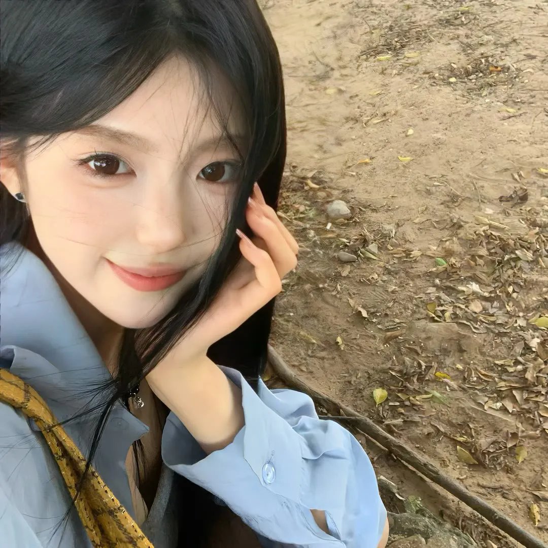 艳丽娇娃
